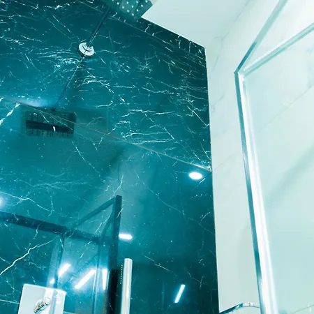 公寓 Ra6 - New, Bright & Spacious - Sliema-gzira Area! Gzira