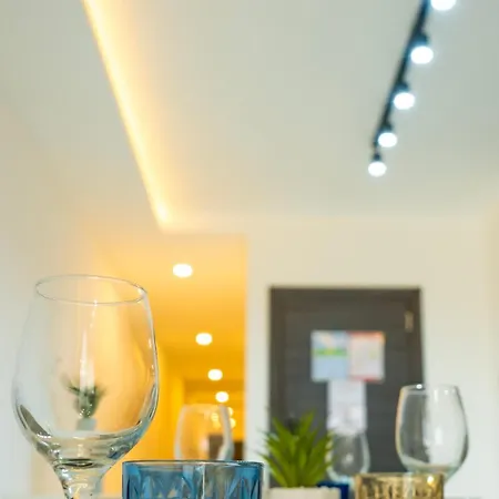 公寓 Ra6 - New, Bright & Spacious - Sliema-gzira Area! Gzira