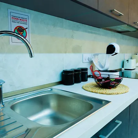 Ra6 - New, Bright & Spacious - Sliema-gzira Area!