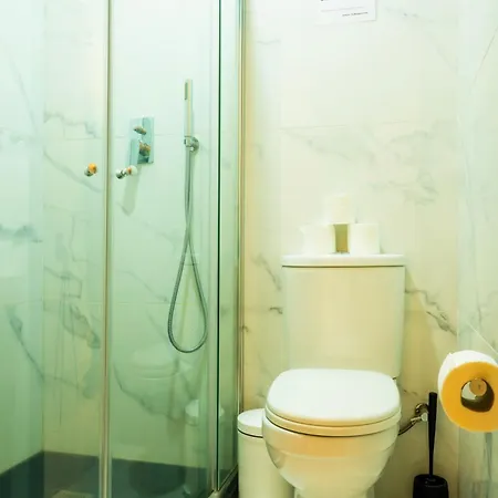 아파트 Ra6 - New, Bright & Spacious - Sliema-gzira Area!