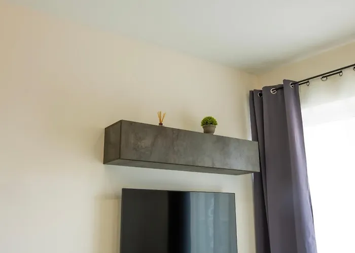 Ra6 - New, Bright & Spacious - Sliema-gzira Area! Gzira