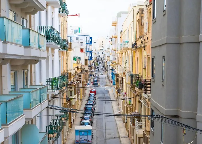 Apartamento Ra6 - New, Bright & Spacious - Sliema-gzira Area!